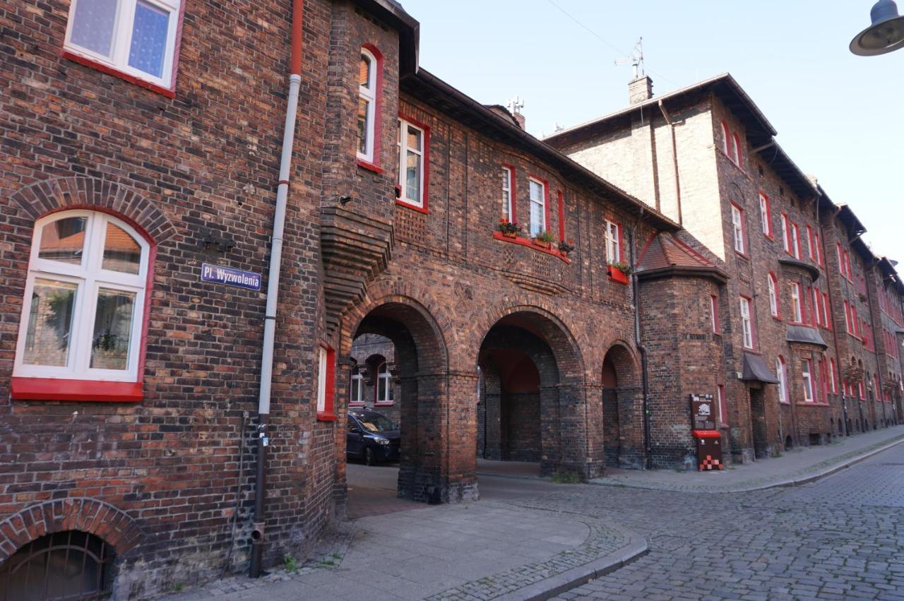 Kolorowy Apartament A9 Katowice Nikiszowiec Kültér fotó